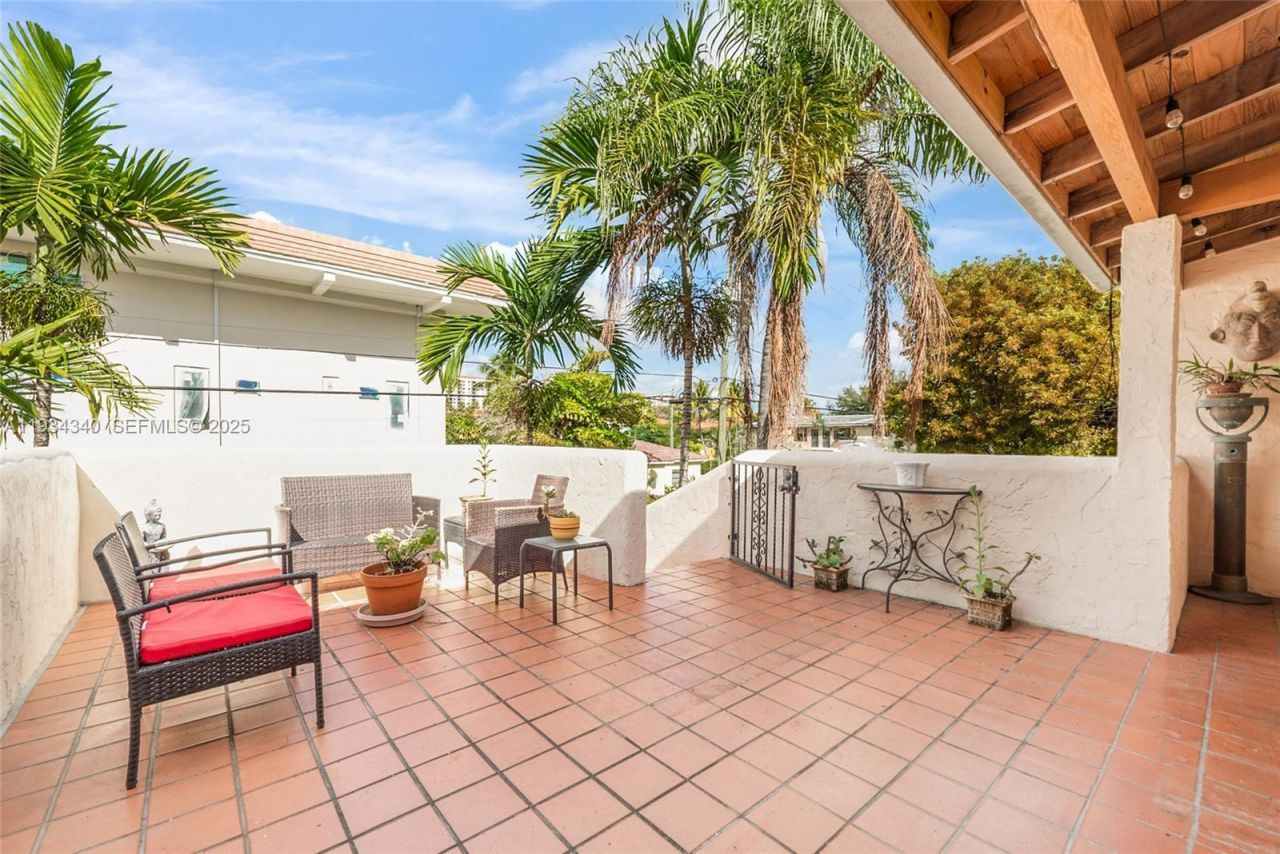 111 Salamanca Ave , Coral Gables, FL 33134 Photo