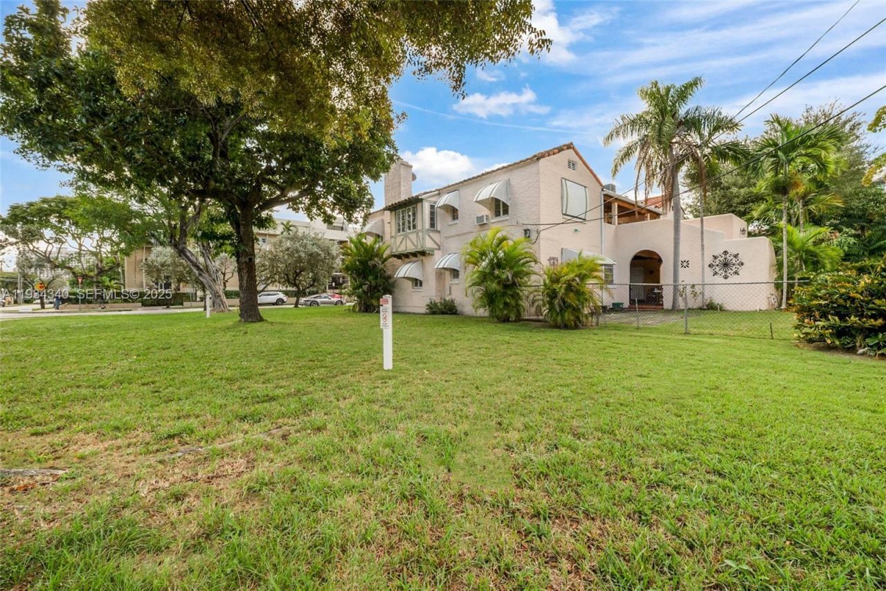 111 Salamanca Ave , Coral Gables, FL 33134 Photo