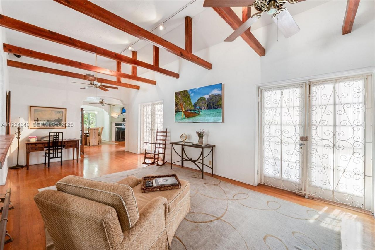 111 Salamanca Ave , Coral Gables, FL 33134 Photo