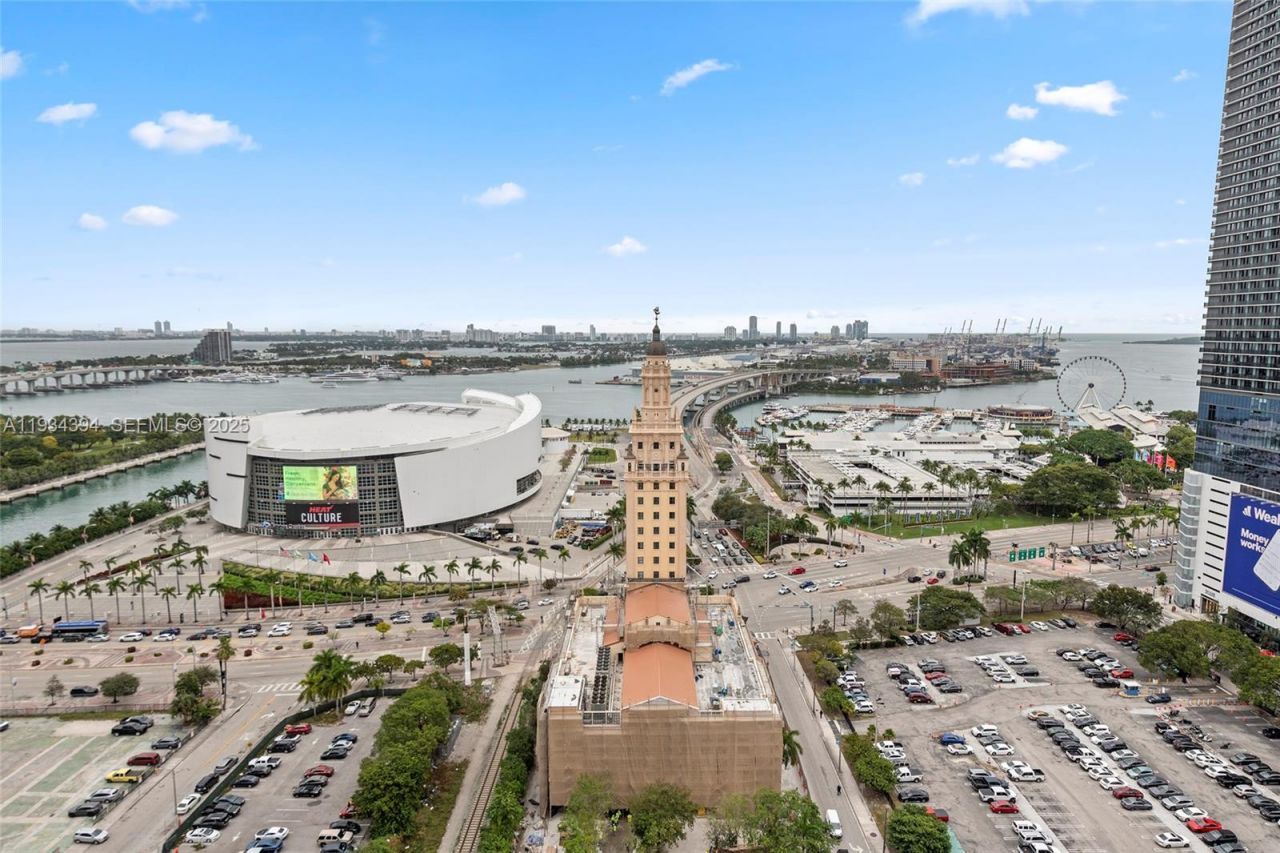 159 NE 6th St , Unit 1814, Miami, FL 33132 Photo