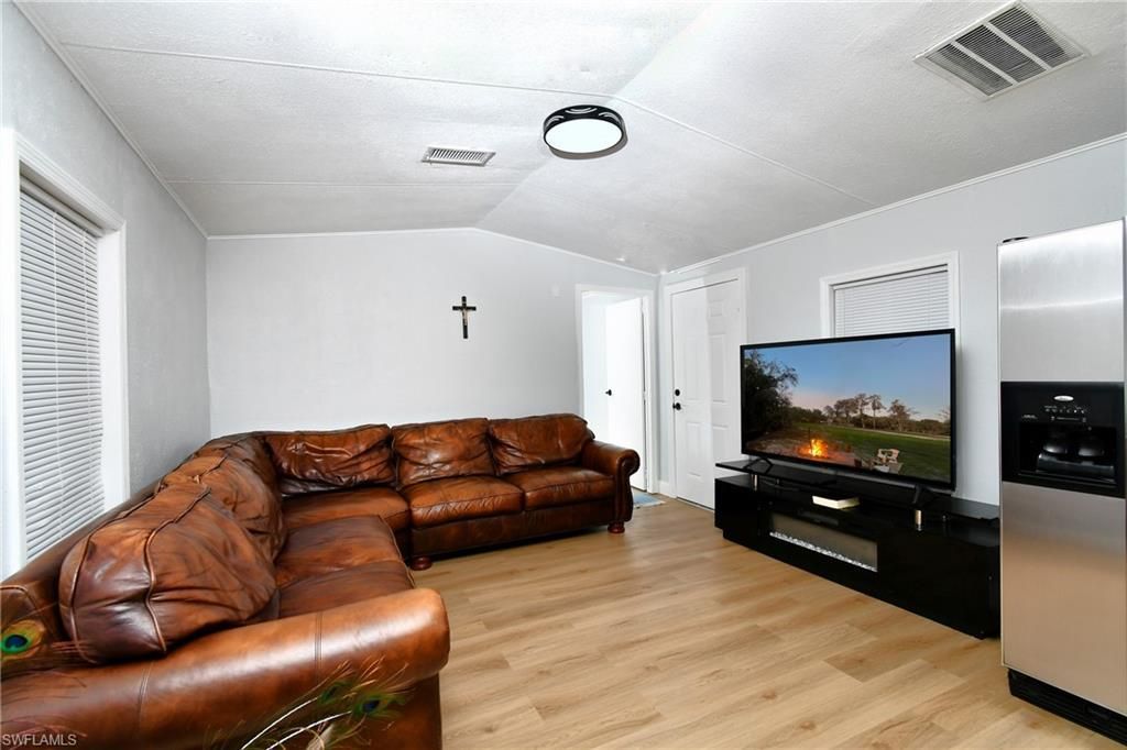 22950 Tinas Ln, Fort Myers, FL 33913 Photo