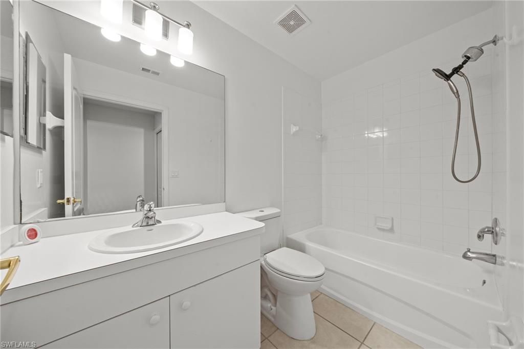 8550 Kingbird Loop, Unit 639, Estero, FL 33967 Photo