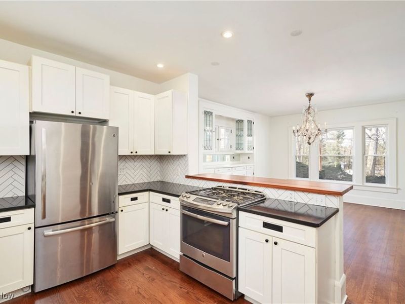 141 Storer Avenue, Akron, OH 44302 Photo 8