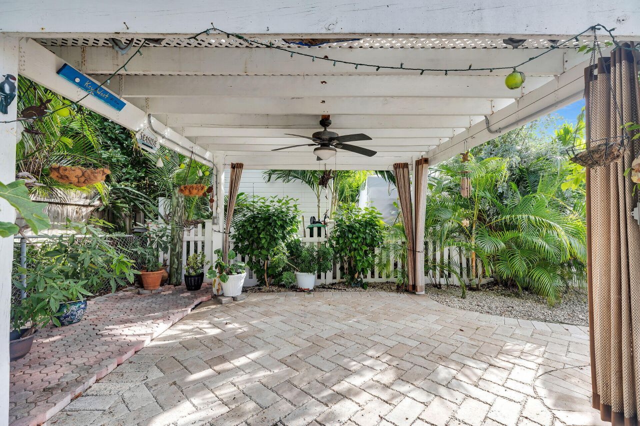 480 109th Street Ocean, Marathon, FL 33050 Photo