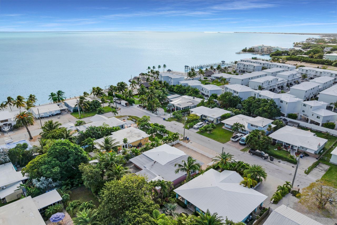 480 109th Street Ocean, Marathon, FL 33050 Photo