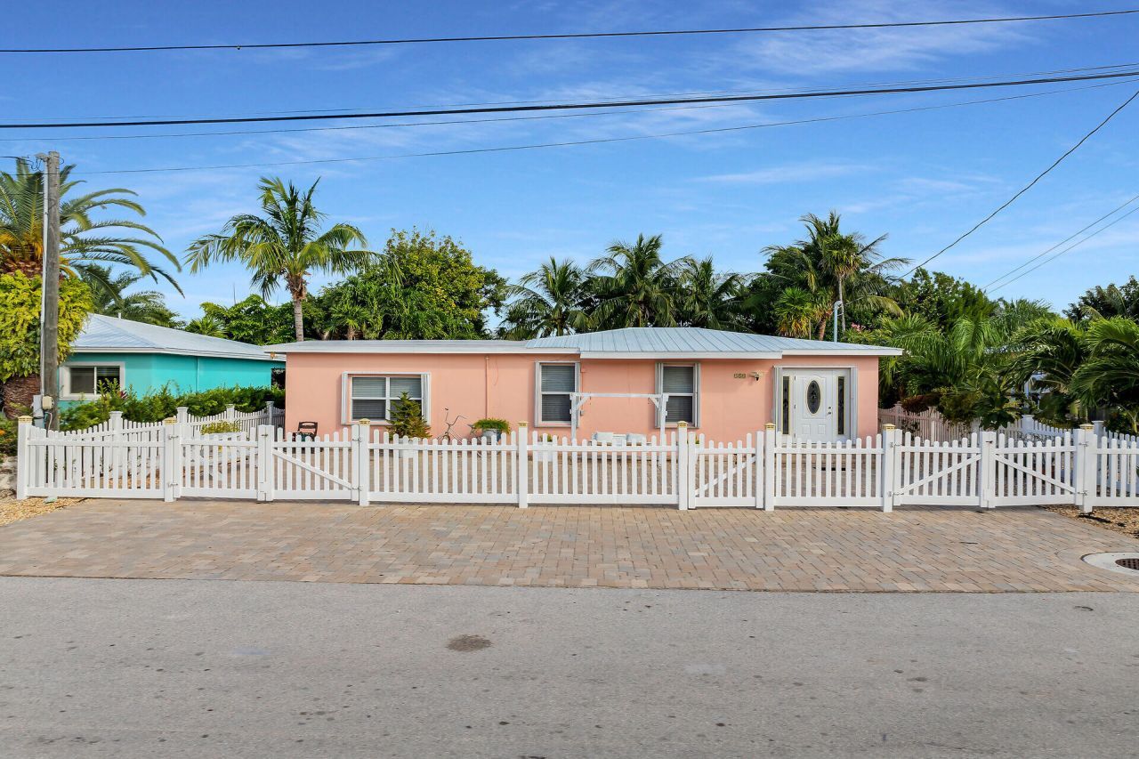 480 109th Street Ocean, Marathon, FL 33050 Photo