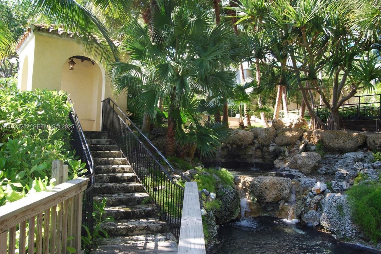 1643 Brickell Ave, Unit 2304, Miami, FL 33129 Photo