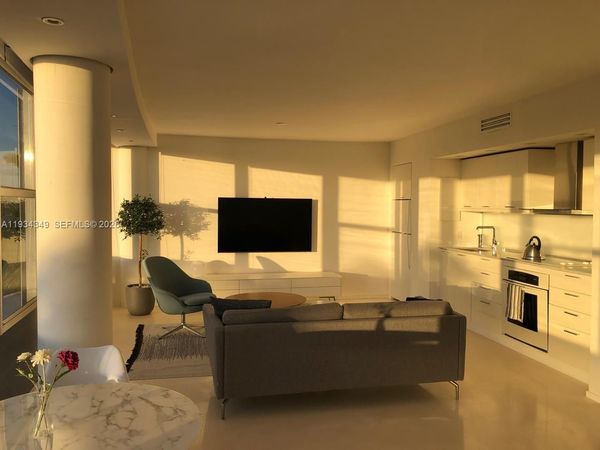 900 Bay Dr, Unit 315, Miami Beach, FL 33141