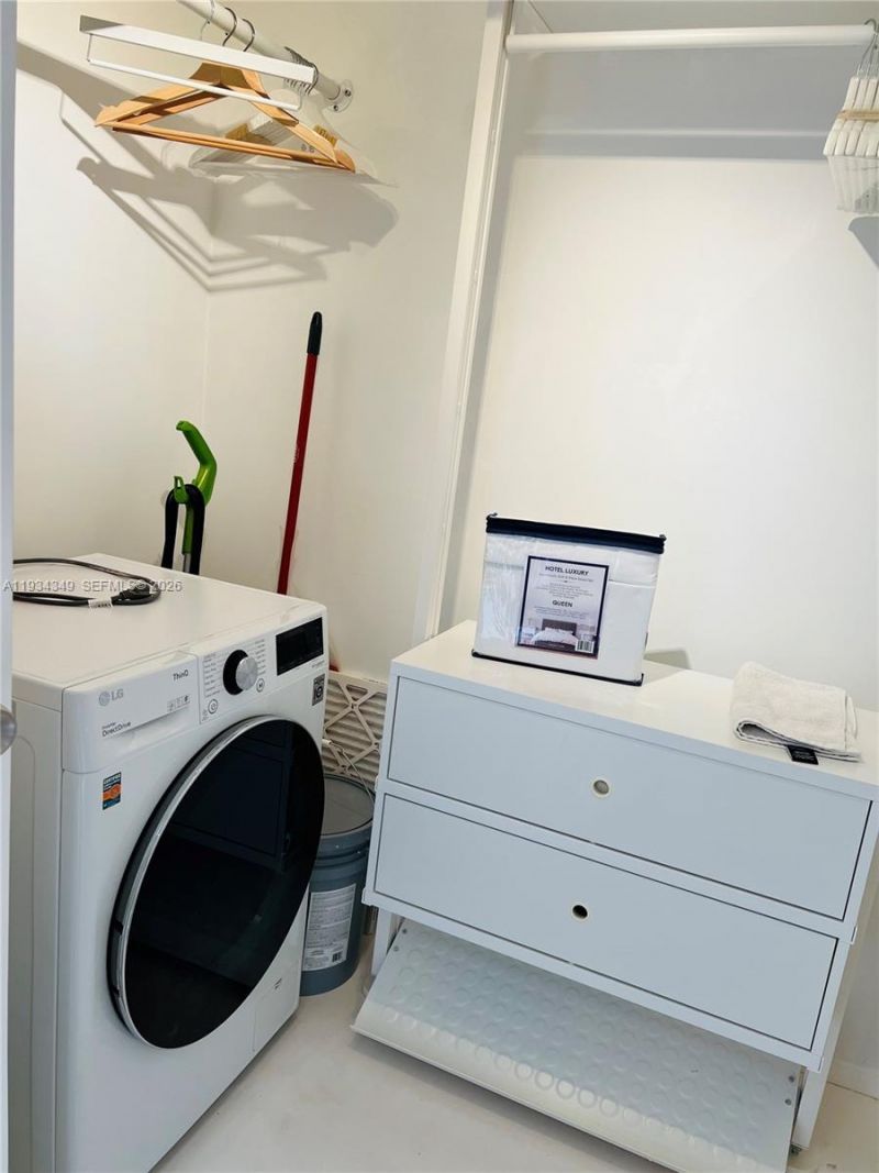 900 Bay Dr, Unit 315, Miami Beach, FL 33141 Photo