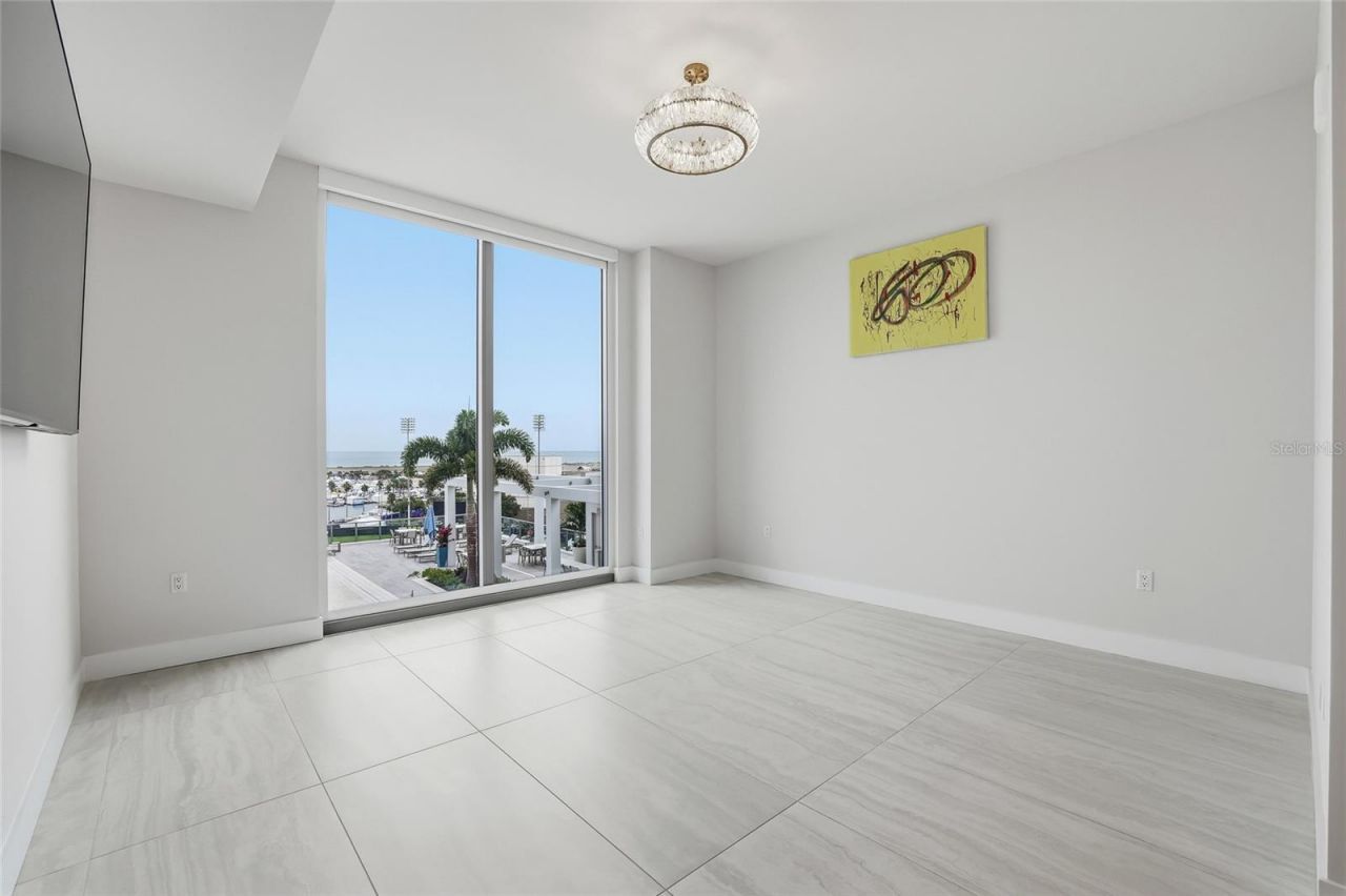 301 1st Street S, Unit 802, Saint Petersburg, FL 33701 Photo