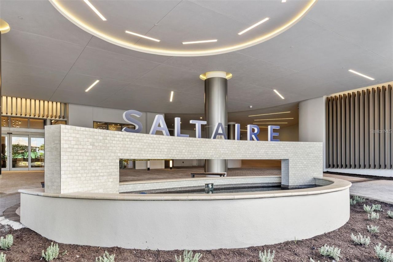 301 1st Street S, Unit 802, Saint Petersburg, FL 33701 Photo