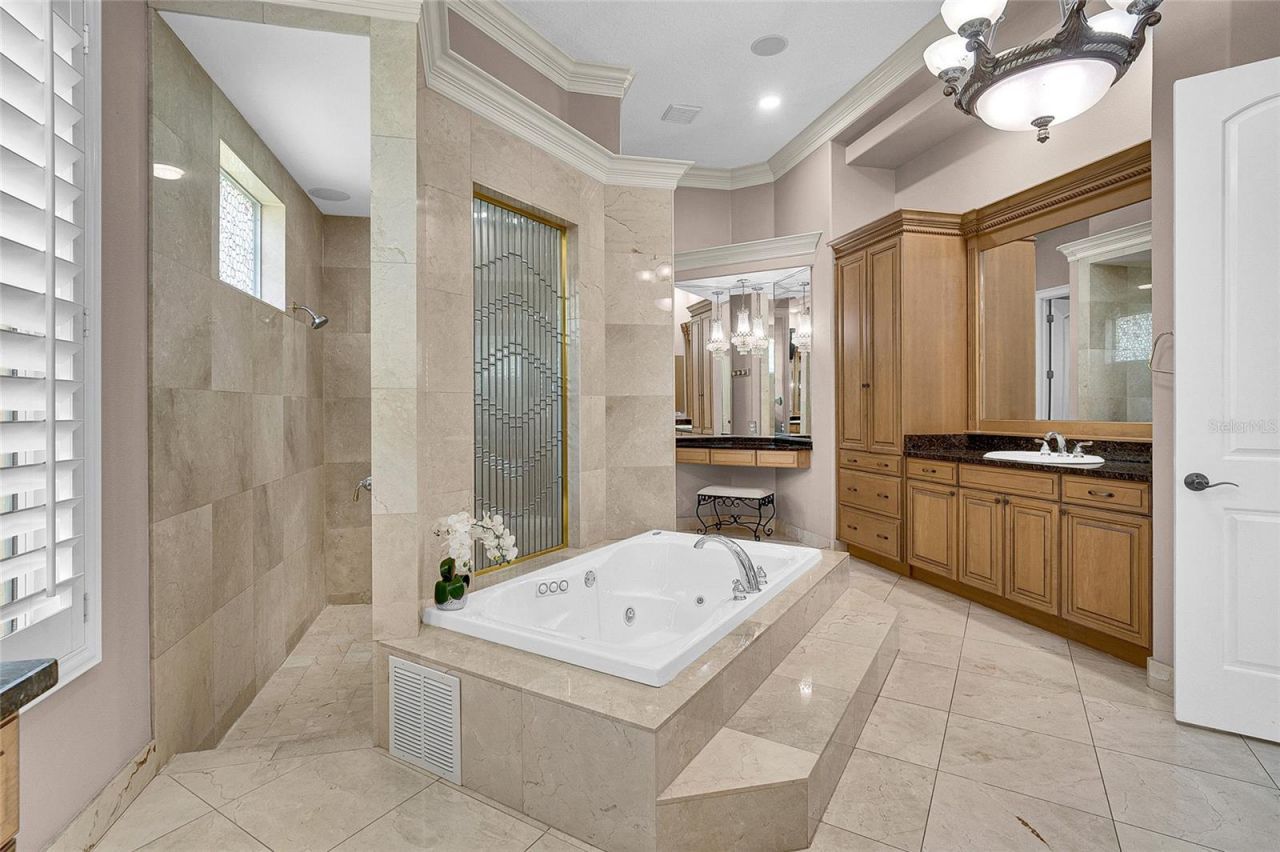 8707 Silverthorn Road, Seminole, FL 33777 Photo