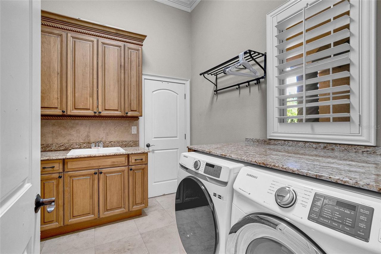 8707 Silverthorn Road, Seminole, FL 33777 Photo