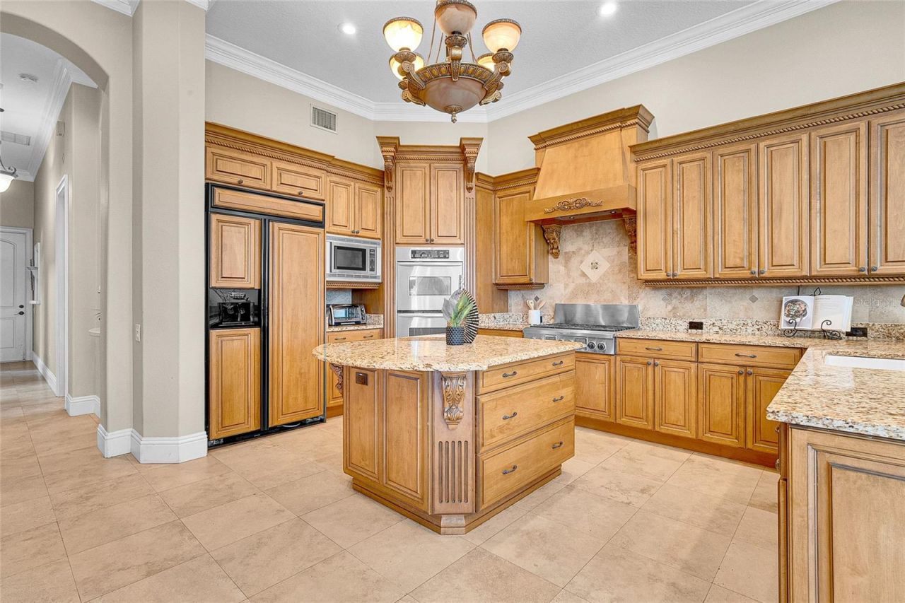 8707 Silverthorn Road, Seminole, FL 33777 Photo