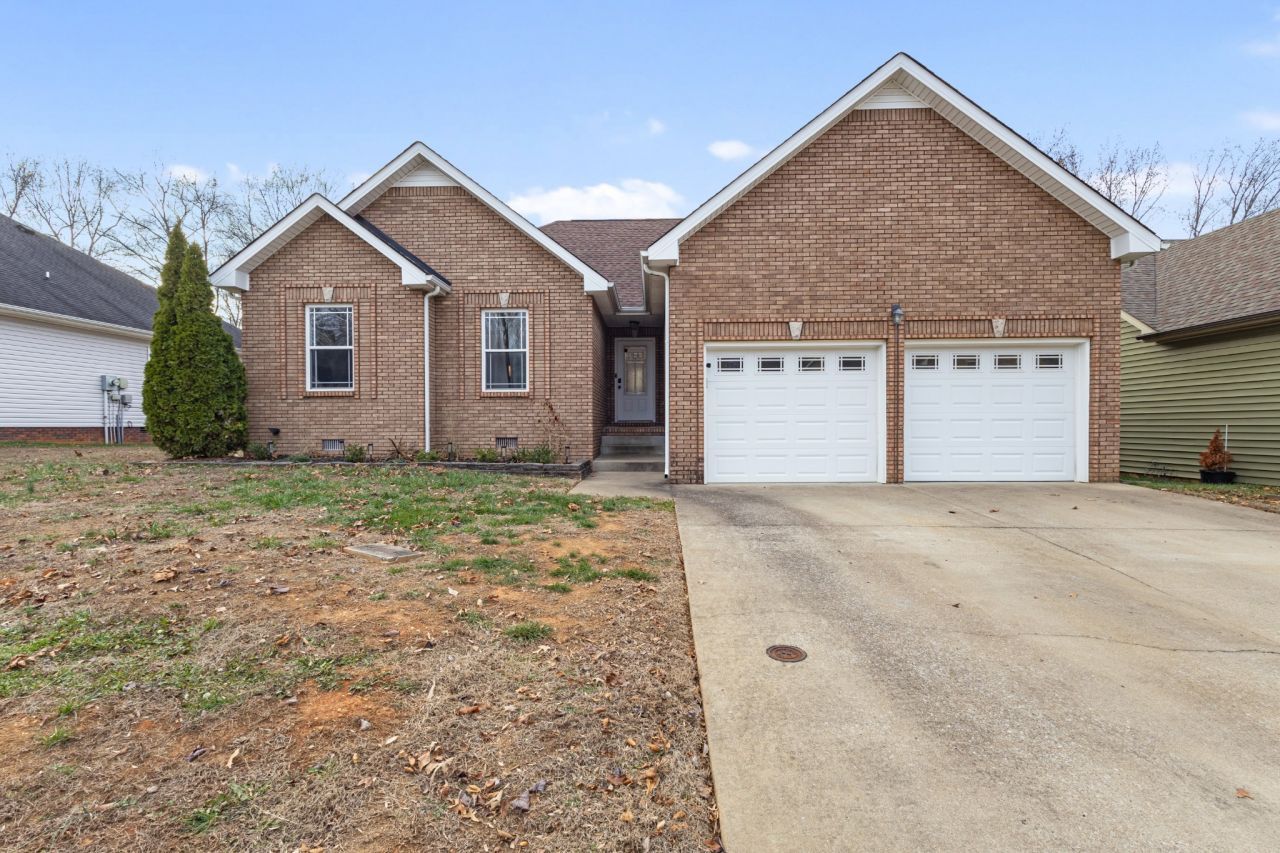 2610 Alex Overlook Way, Clarksville, TN 37043 Main Photo