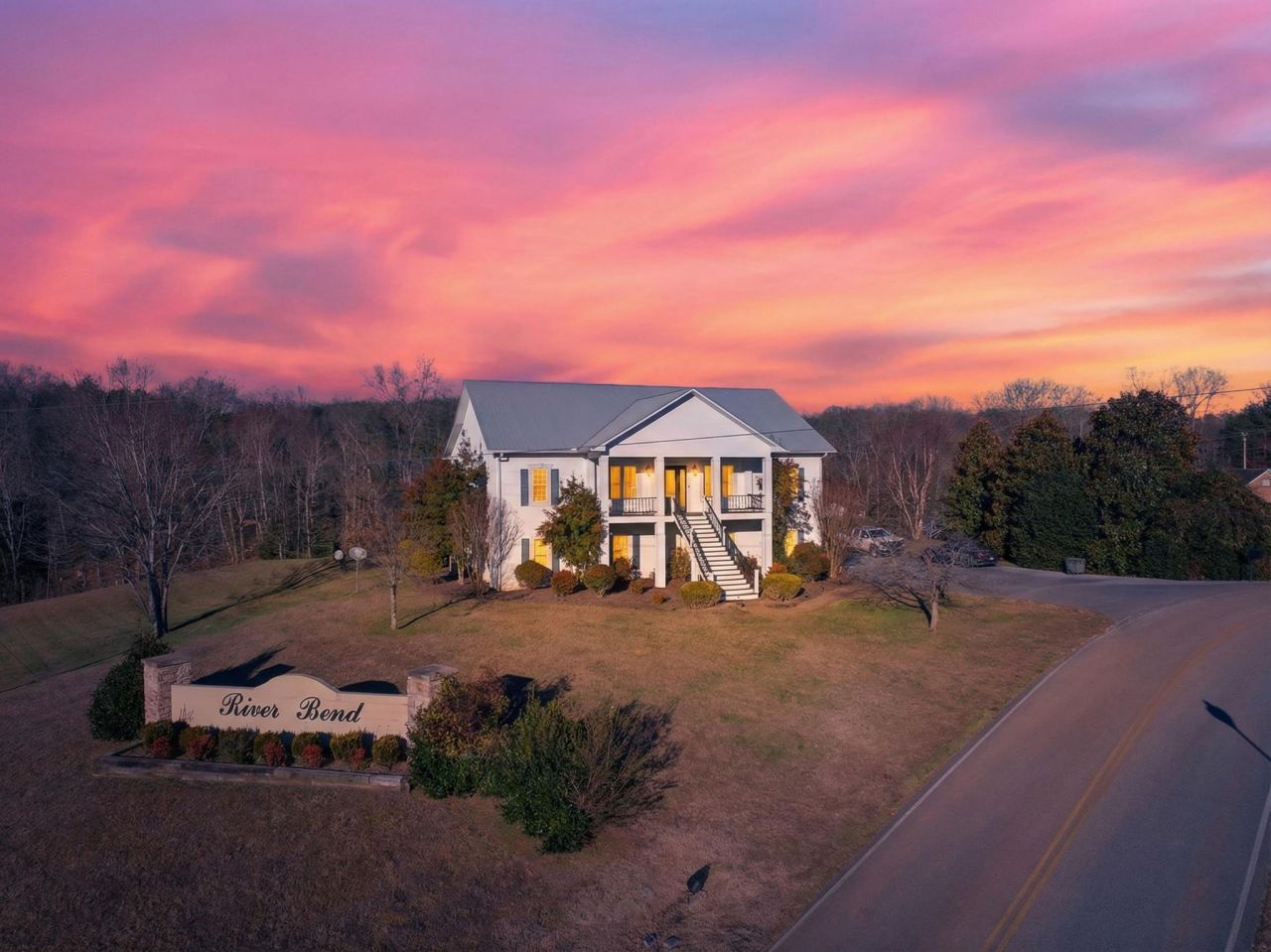 77 River Front Dr, Sparta, TN 38583 Main Photo