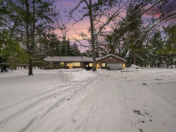37 W Raymond Road, Twin Lake, MI 49457