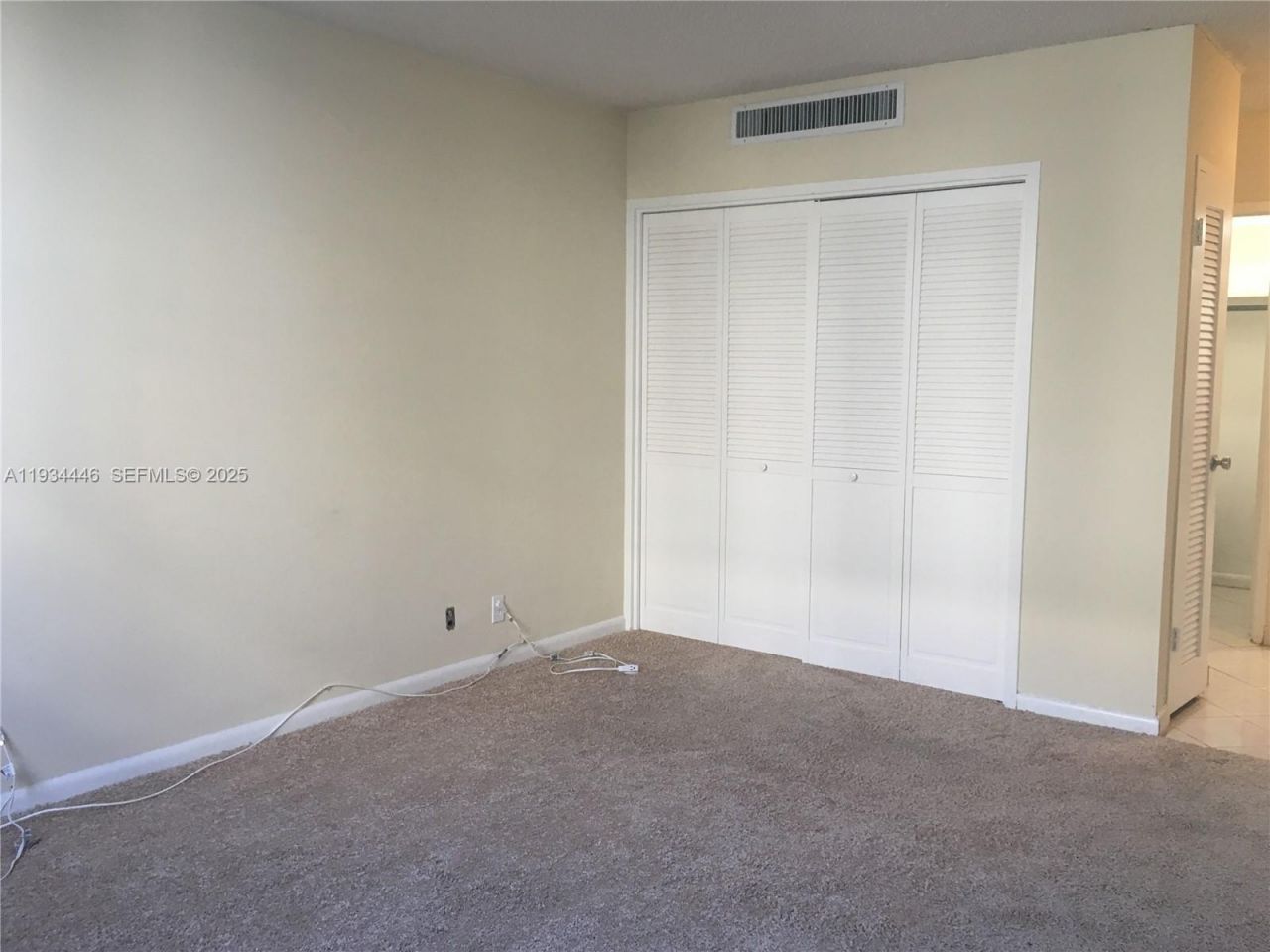 9225 Collins Ave , Unit 305, Surfside, FL 33154 Photo