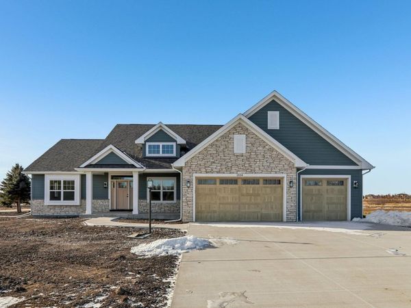 2034 Highland Way, Yorkville, WI 53177