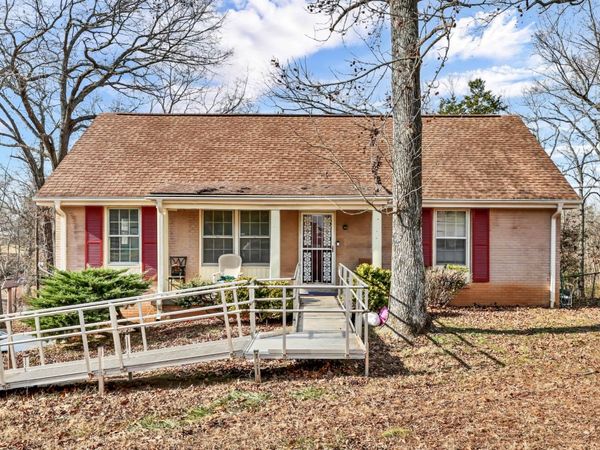 1278 Jostin Dr, Clarksville, TN 37040