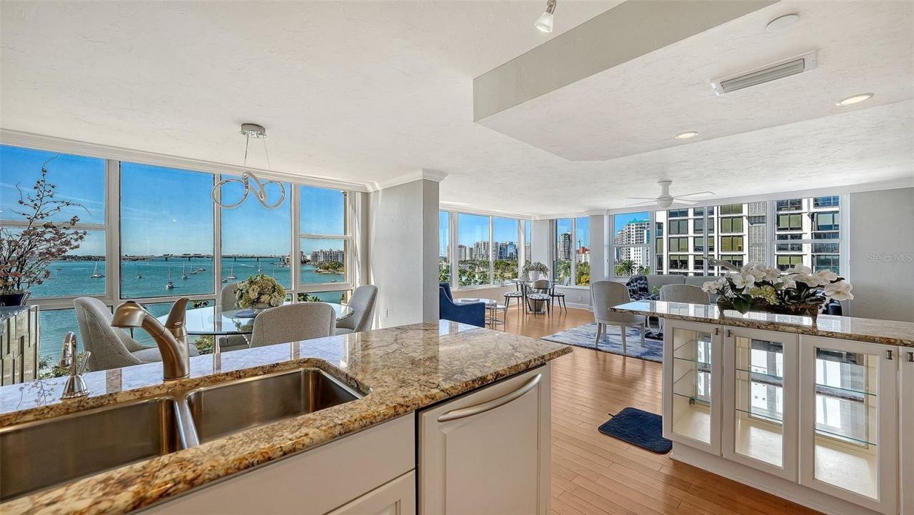 770 S Palm Avenue, Unit 704, Sarasota, FL 34236 Photo