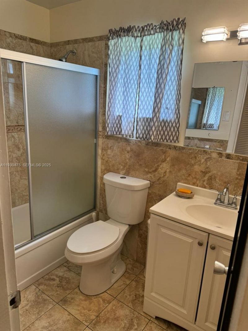 4771 NW 10th Ct, Unit 118, Plantation, FL 33313 Photo