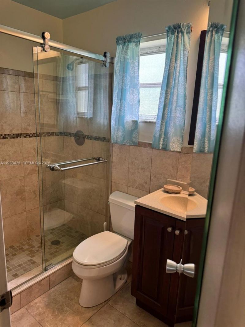 4771 NW 10th Ct, Unit 118, Plantation, FL 33313 Photo