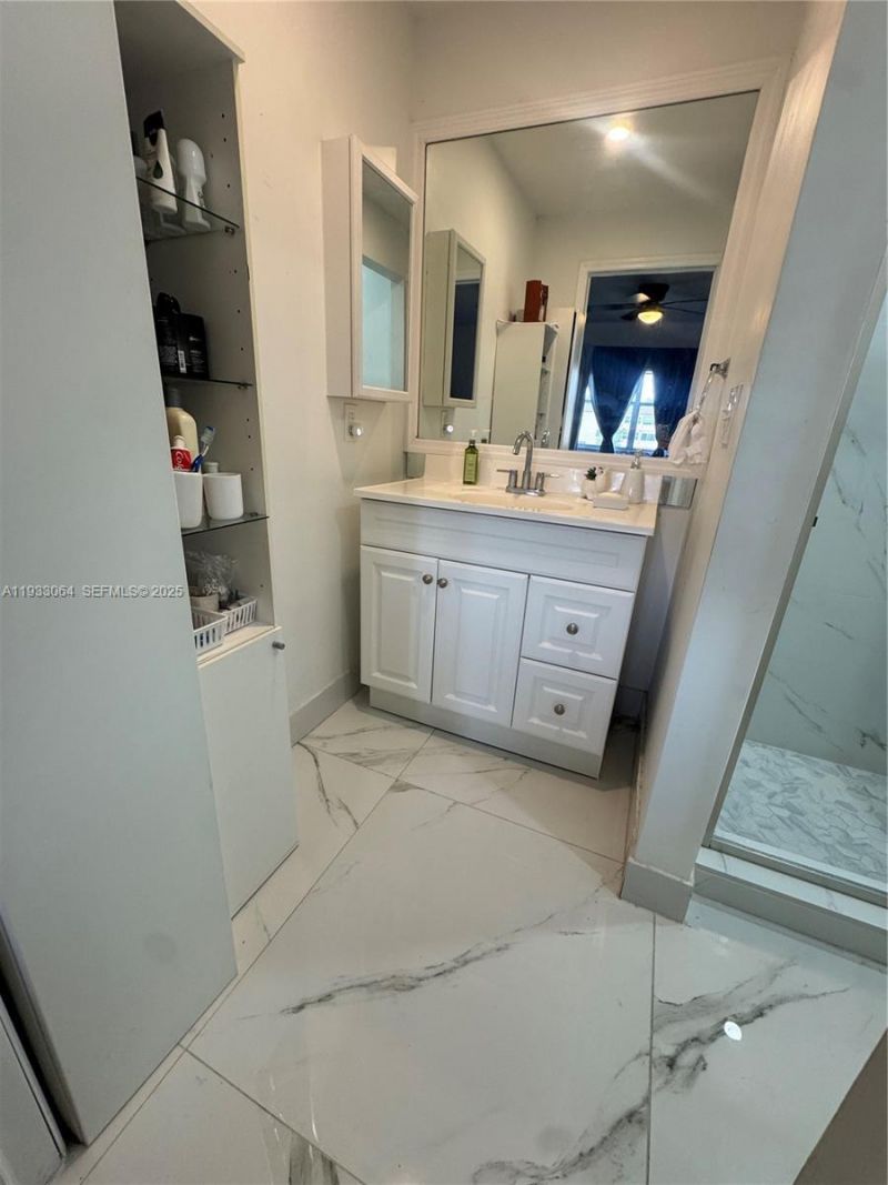 9330 Sunrise Lakes, Unit 304, Sunrise, FL 33322 Photo