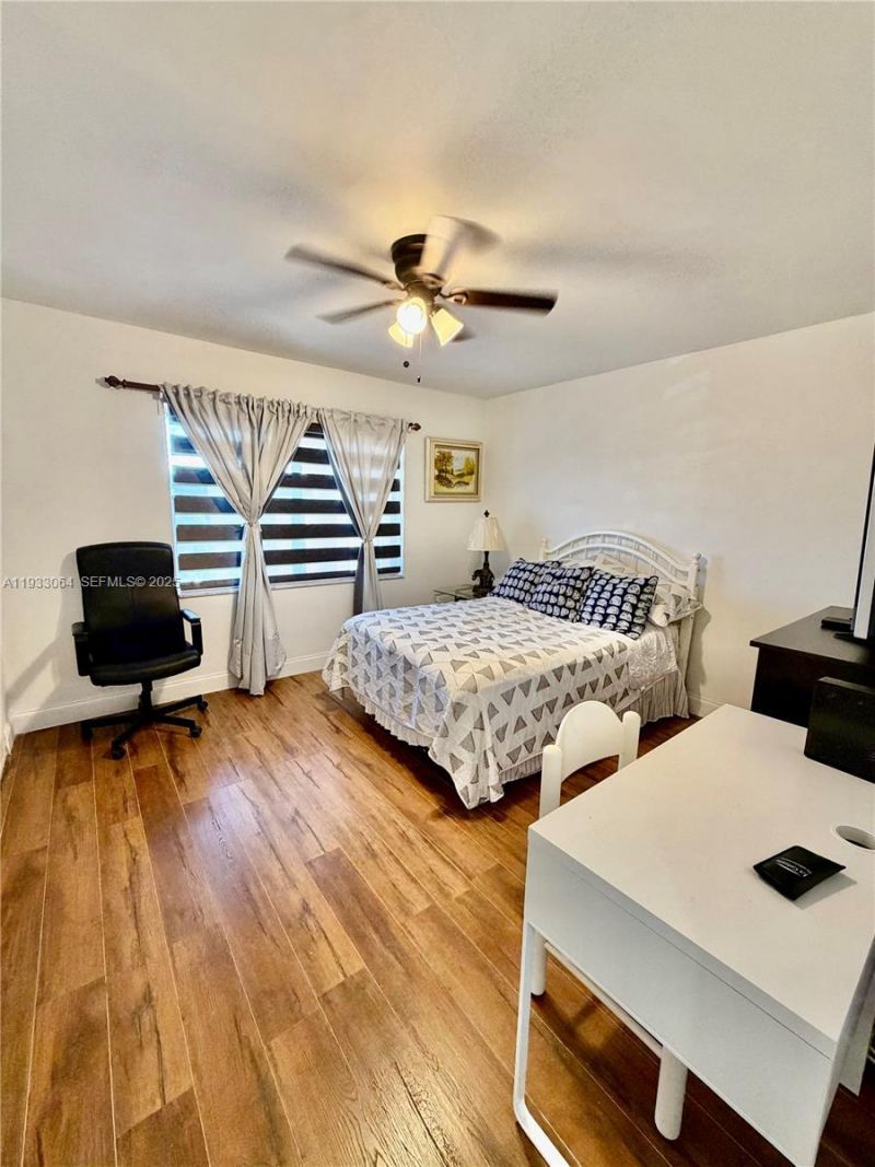 9330 Sunrise Lakes, Unit 304, Sunrise, FL 33322 Photo