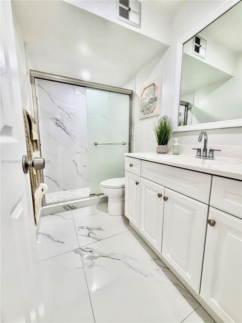 9330 Sunrise Lakes, Unit 304, Sunrise, FL 33322 Photo