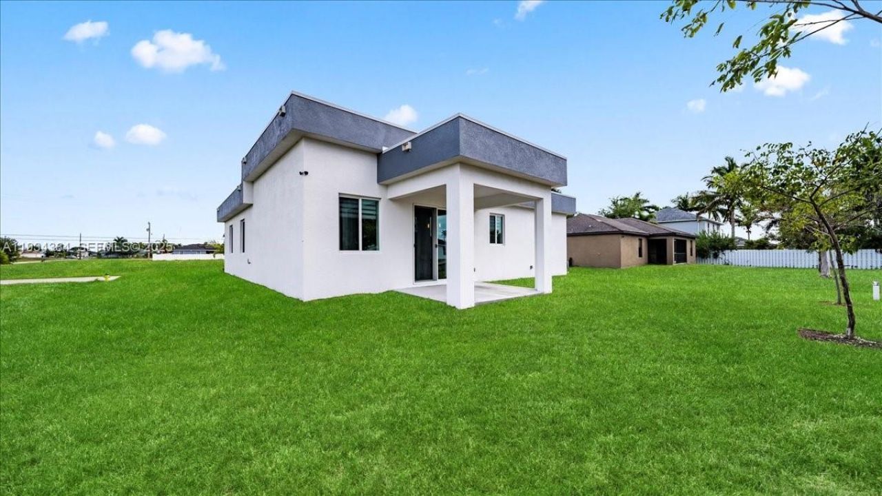 1222 Nelson Rd N, Cape Coral, FL 33993 Photo
