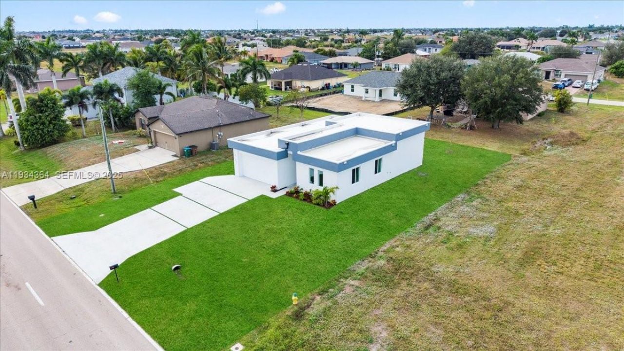 1222 Nelson Rd N, Cape Coral, FL 33993 Photo