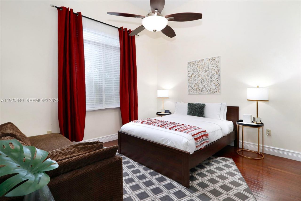 16645 SW 87th Ct , Palmetto Bay, FL 33157 Photo