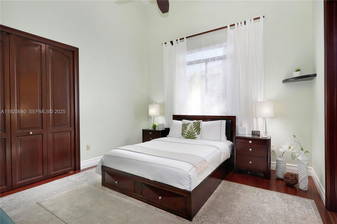 16645 SW 87th Ct , Palmetto Bay, FL 33157 Photo