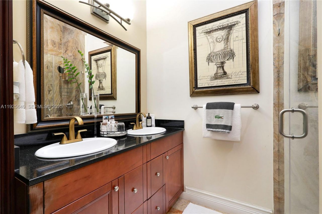 16645 SW 87th Ct , Palmetto Bay, FL 33157 Photo