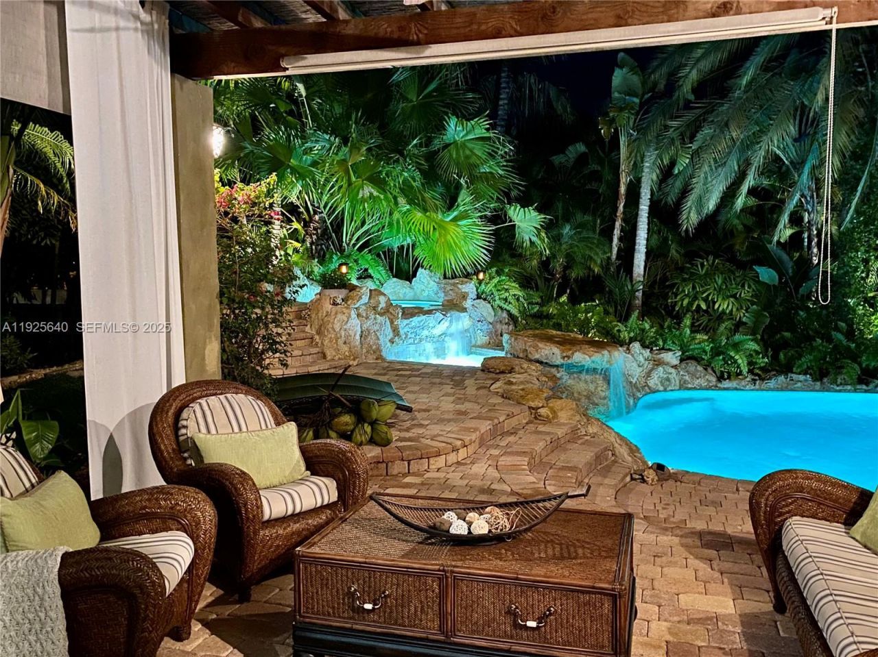 16645 SW 87th Ct , Palmetto Bay, FL 33157 Photo