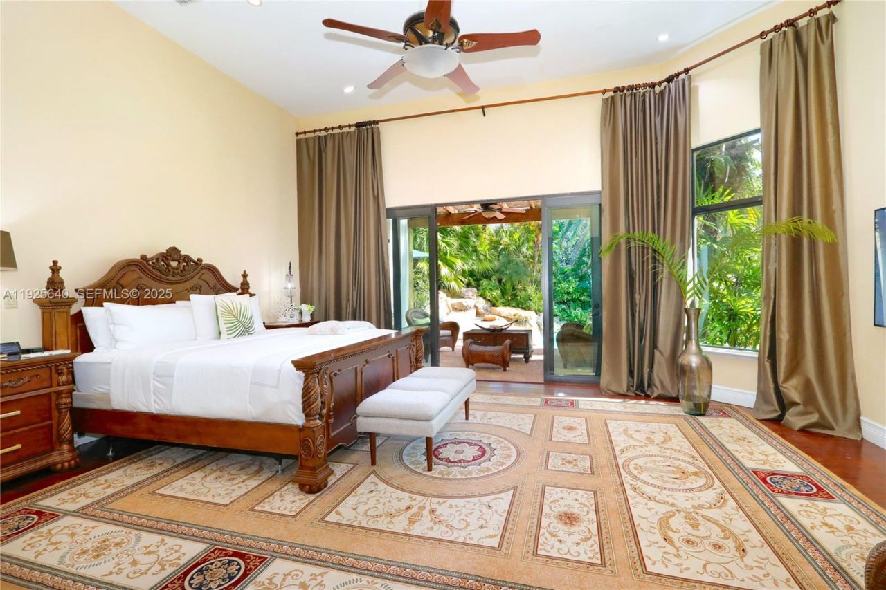 16645 SW 87th Ct , Palmetto Bay, FL 33157 Photo