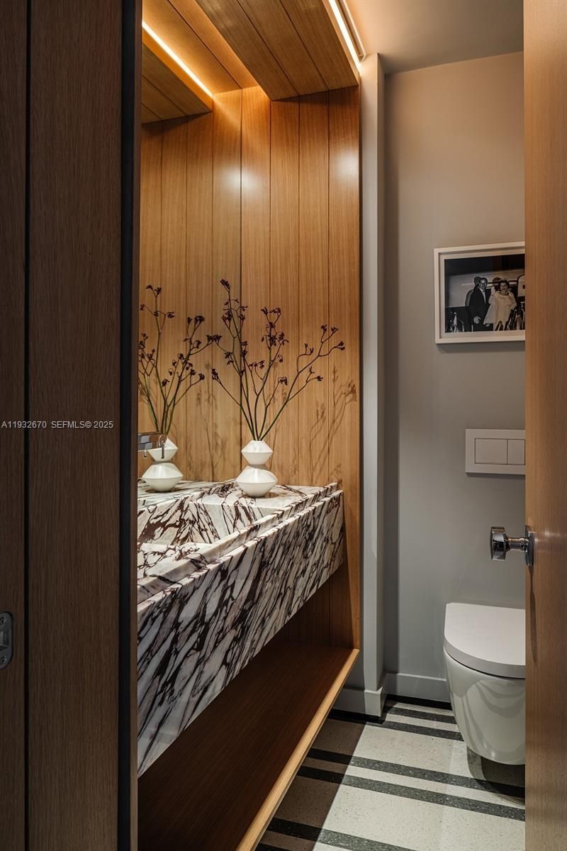 16 Island Ave , Unit 6E, Miami Beach, FL 33139 Photo