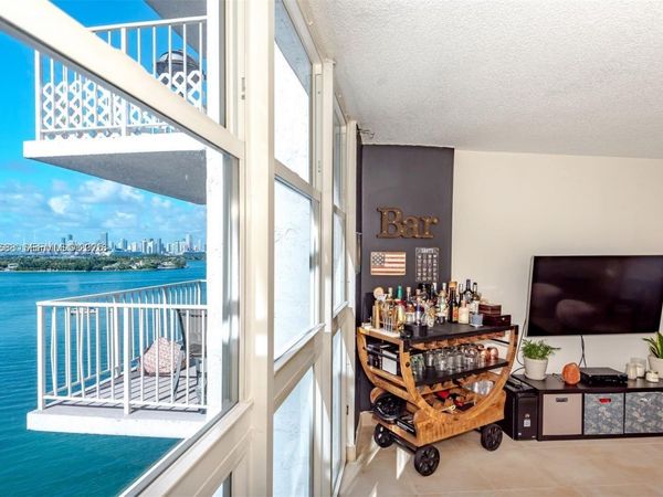 1228 West Ave, Unit 1014, Miami Beach, FL 33139