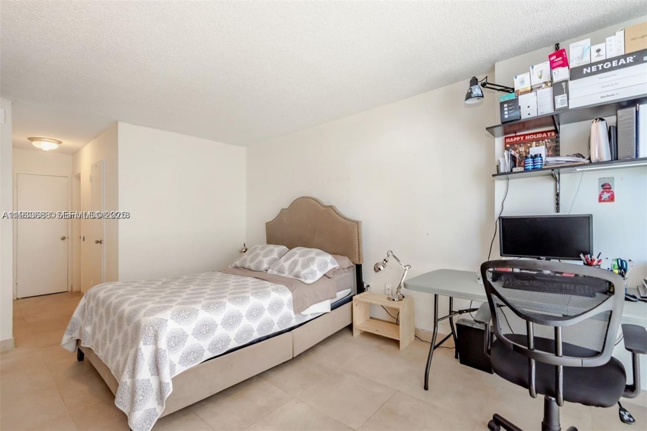 1228 West Ave, Unit 1014, Miami Beach, FL 33139 Photo