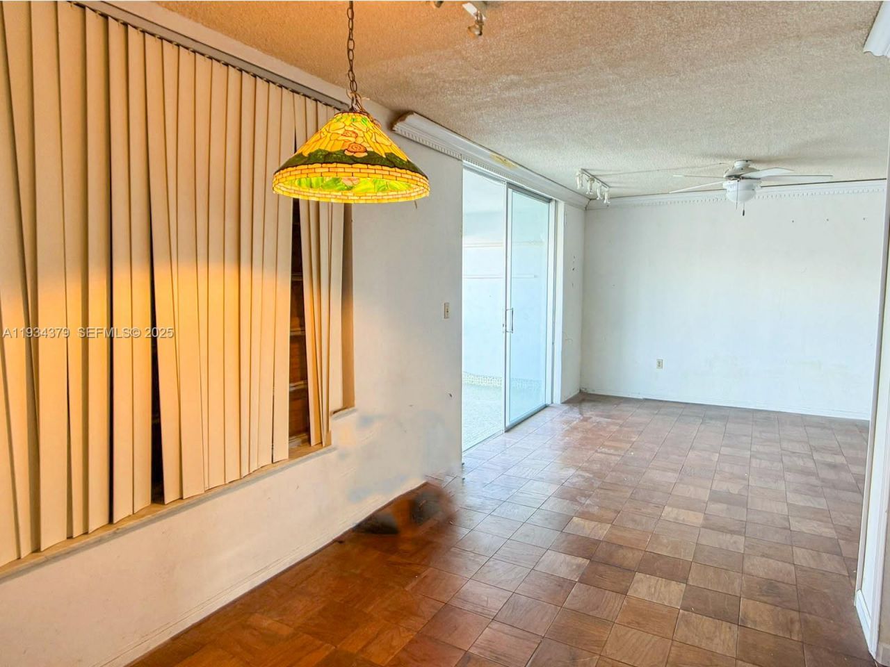 2930 Point East Dr, Unit E601, Aventura, FL 33160 Photo