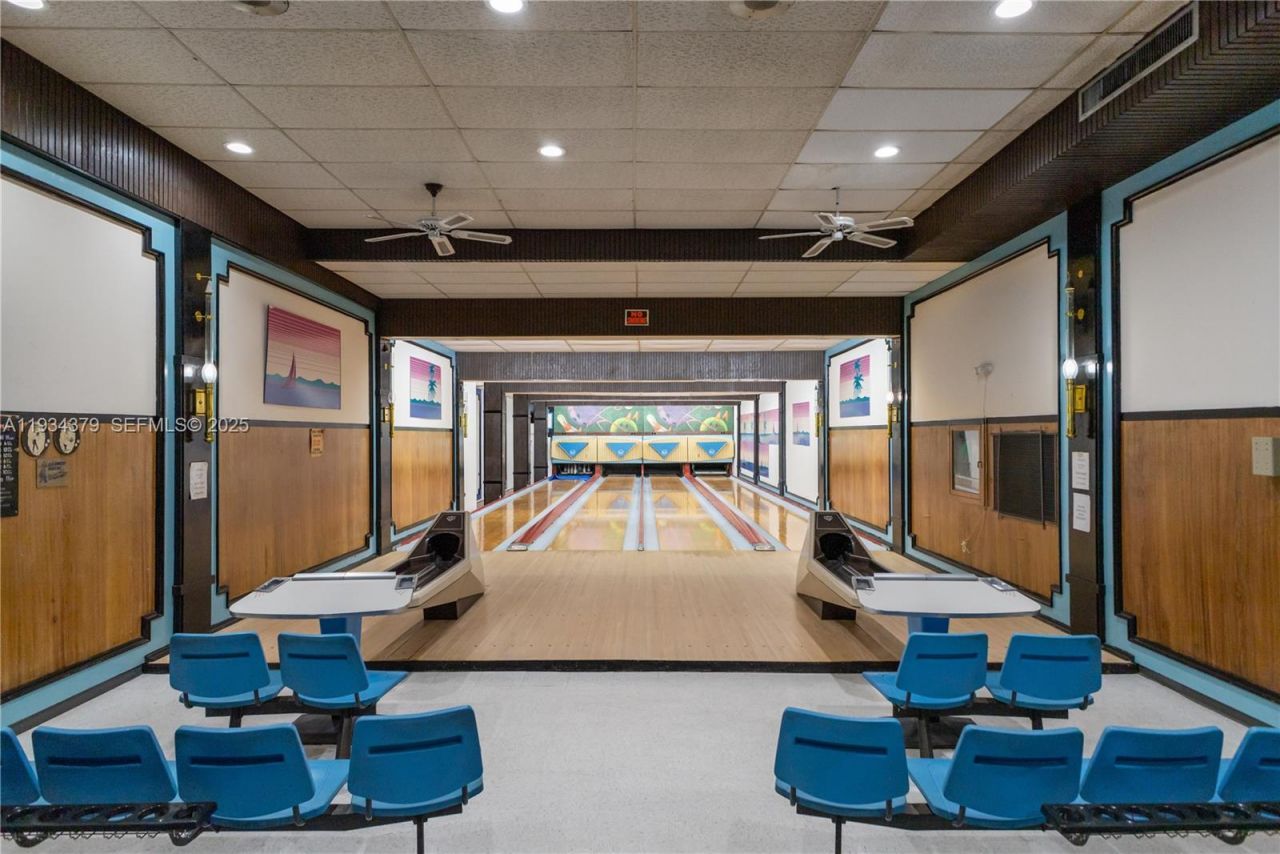 2930 Point East Dr, Unit E601, Aventura, FL 33160 Photo