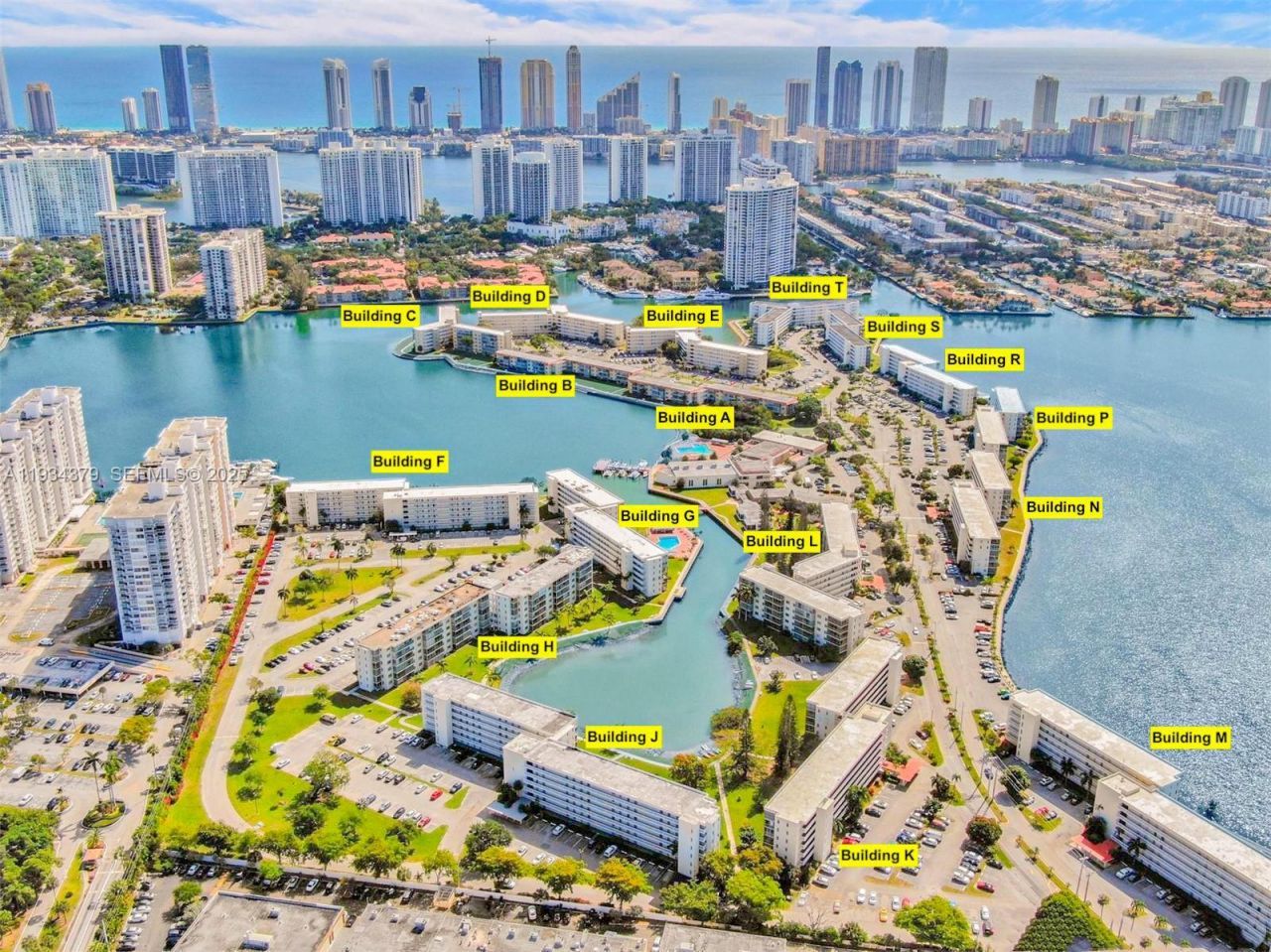 2930 Point East Dr, Unit E601, Aventura, FL 33160 Photo