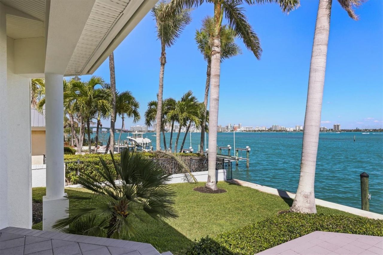 259 Robin Drive, Sarasota, FL 34236 Photo