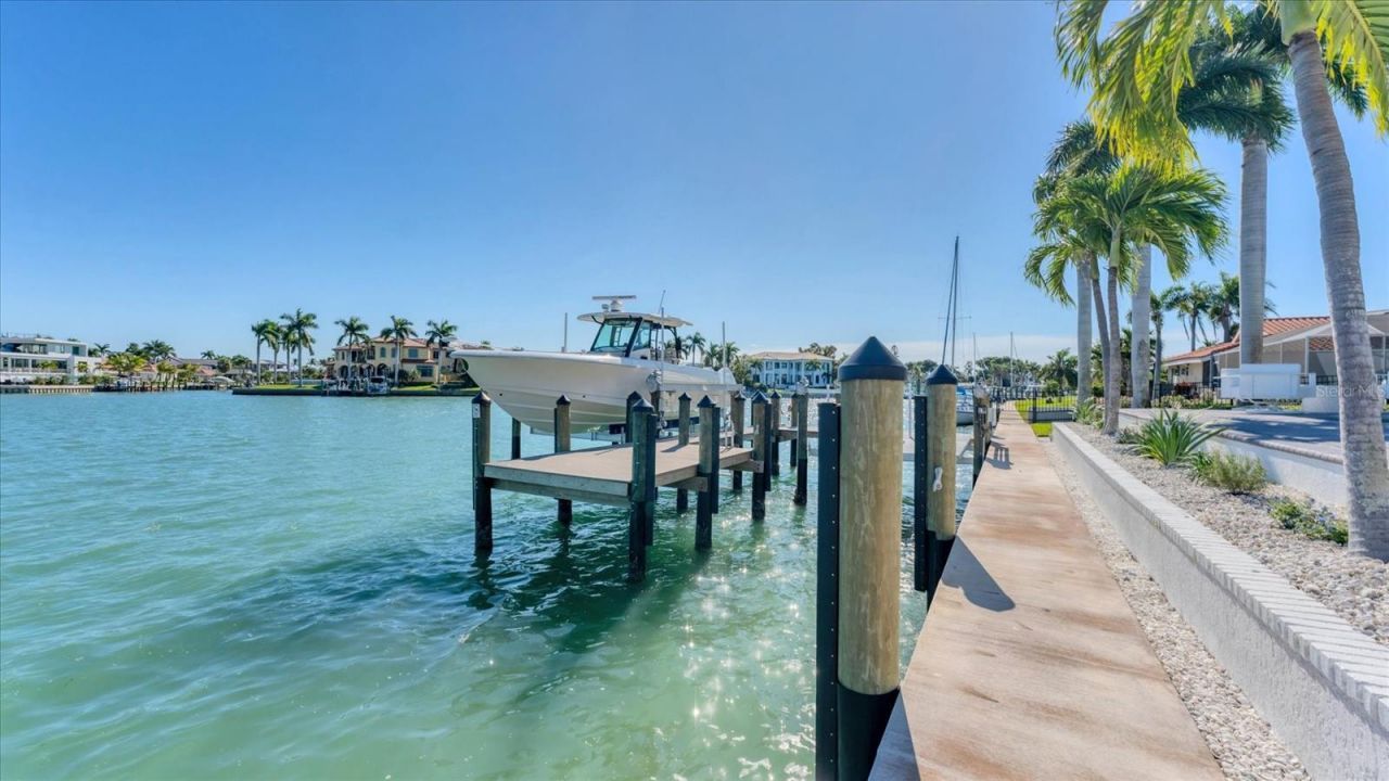 259 Robin Drive, Sarasota, FL 34236 Photo