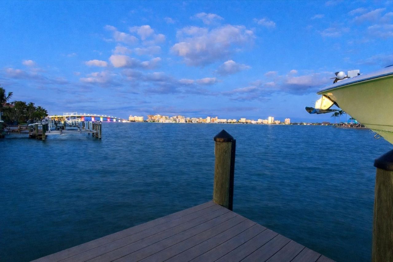 259 Robin Drive, Sarasota, FL 34236 Photo