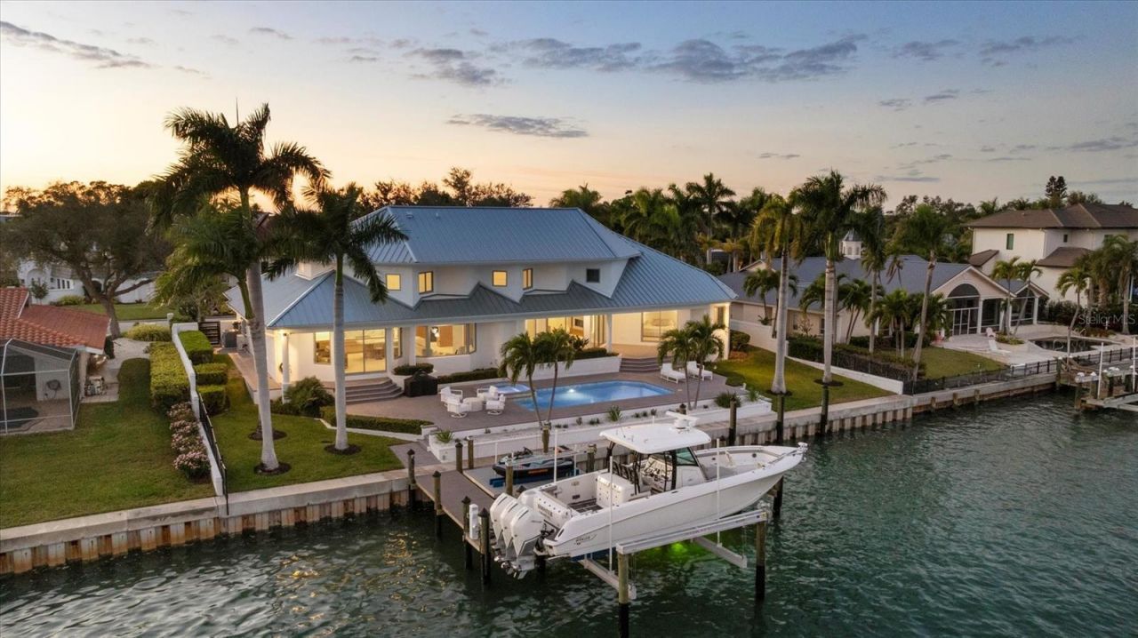 259 Robin Drive, Sarasota, FL 34236 Photo