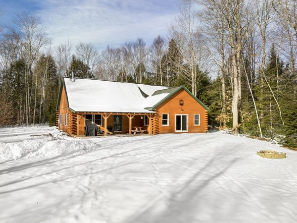 2 S Sibley Drive, Canaan, ME 04924
