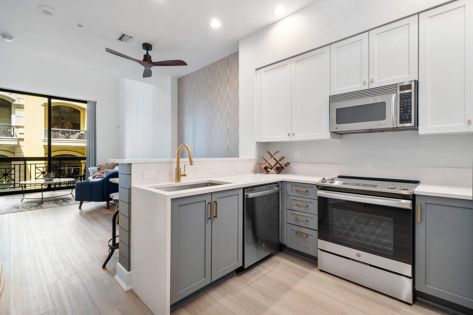 801 S Olive Avenue, Unit 430, West Palm Beach, FL 33401 Photo