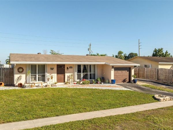 3048 NW 113th Ave, Sunrise, FL 33323